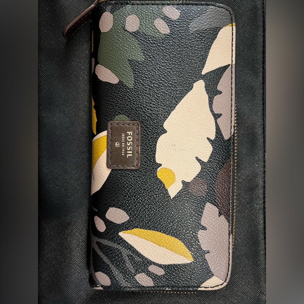 Fossil Floral Wallet